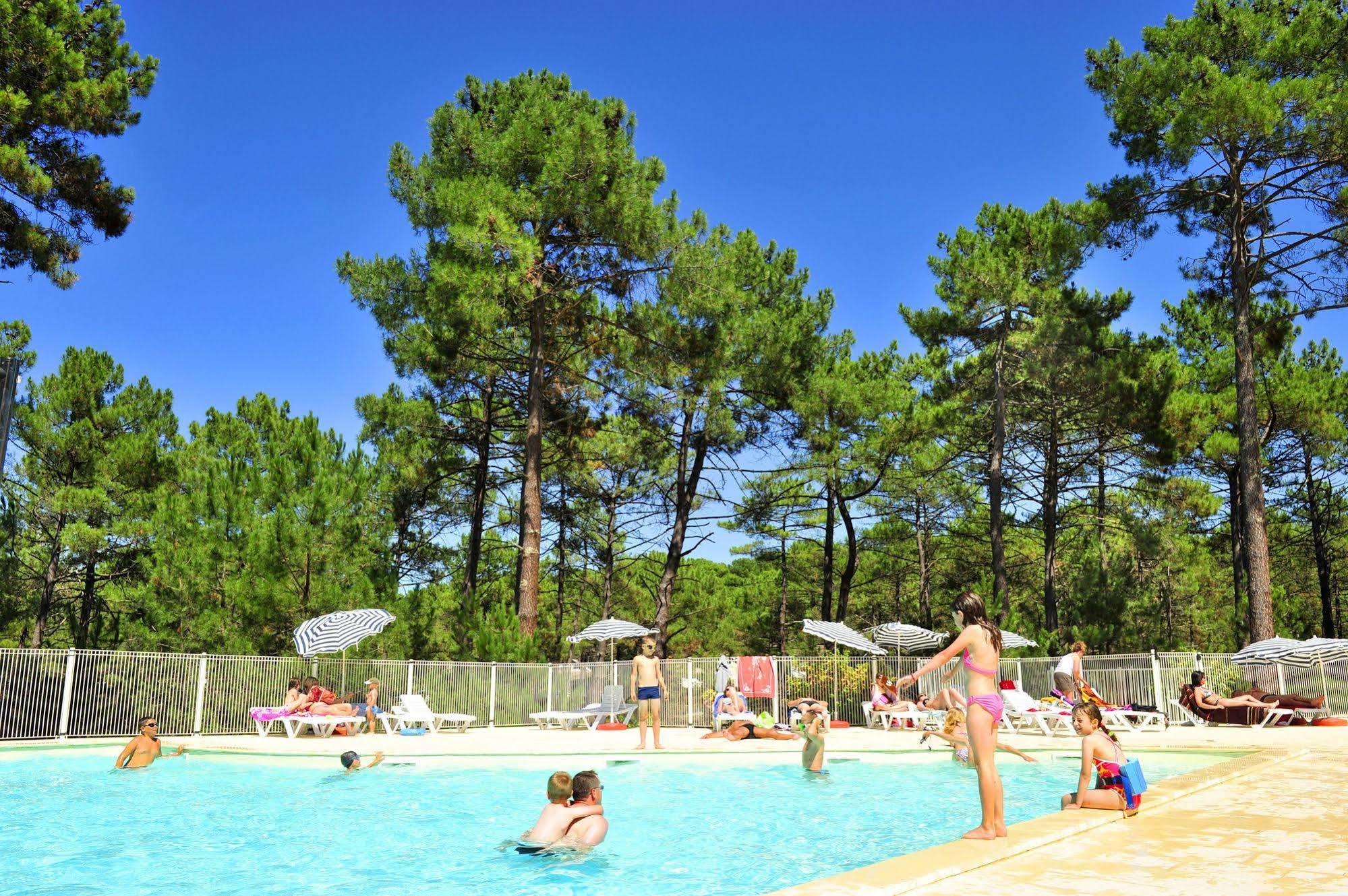 Vtf Les Oyats Sylvadoures Otel Maubuisson Dış mekan fotoğraf